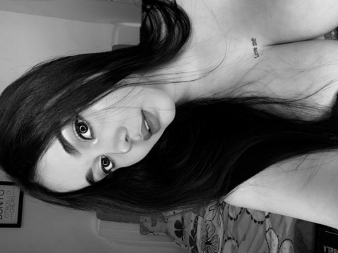 ओन्लीफैंस हैडर चित्र stefiog