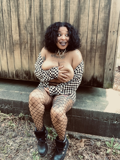 Photo d'en-tête OnlyFans de submissivekimmi