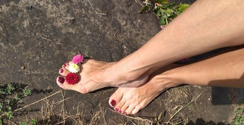 ओन्लीफैंस हैडर चित्र sunnyray