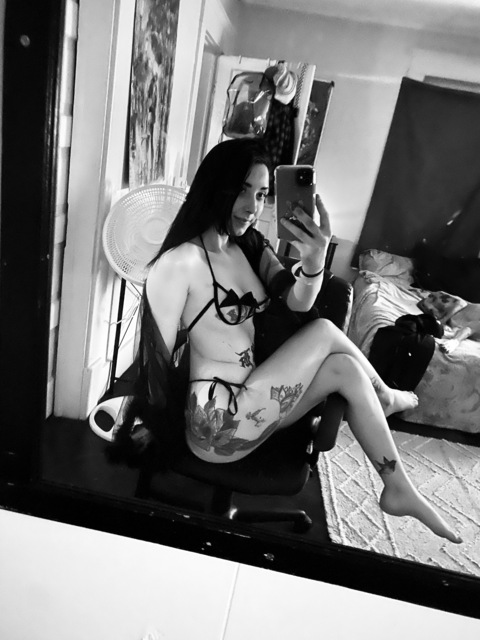 Снимка за заглавие на OnlyFans sweeetpeeaa