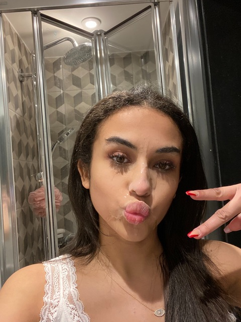 Immagine dell'header di OnlyFans tashalustn