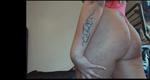 Header afbeelding van OnlyFans tattooedbaddiexo