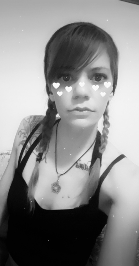 Immagine dell'header di OnlyFans tennille