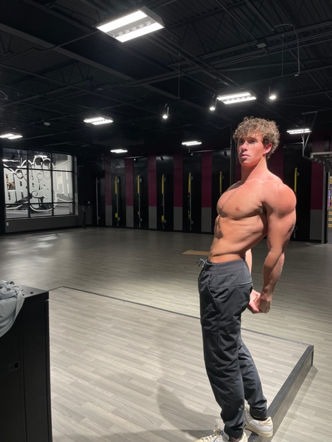 OnlyFans header picture thatjjguy