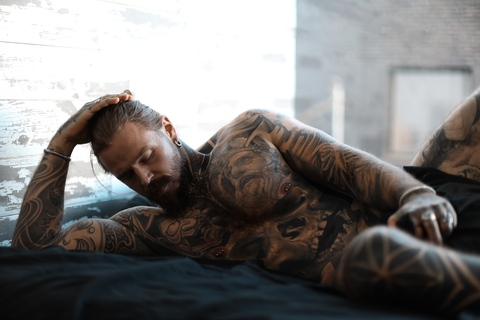 ओन्लीफैंस हैडर चित्र thecreekman