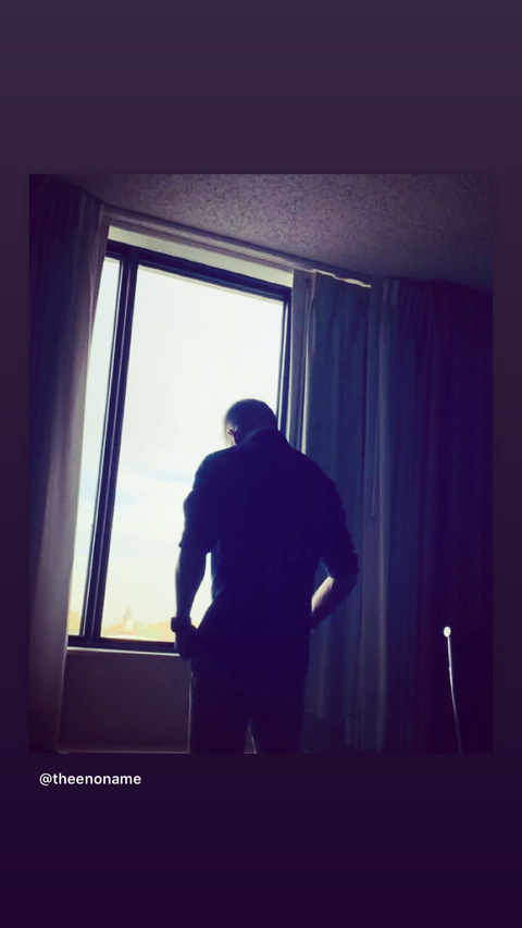 OnlyFans header picture theenoname