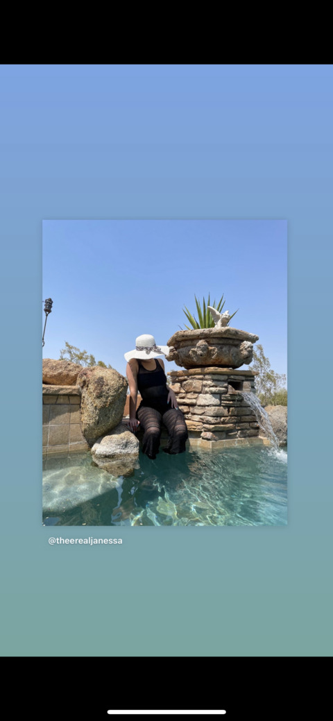 theeonlyjanessa님의 OnlyFans 헤더 사진