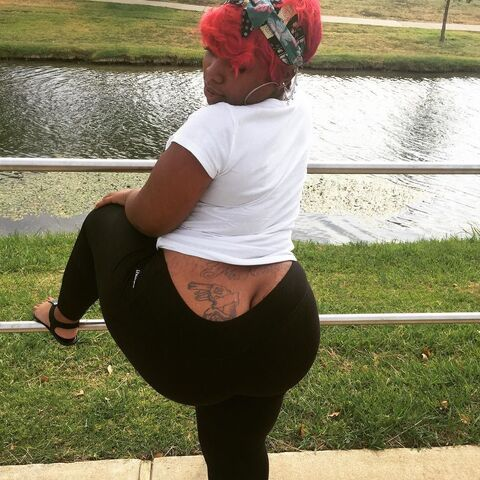 ओन्लीफैंस हैडर चित्र theonlyhydro_vids