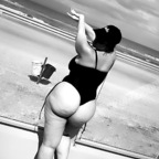 OnlyFansのプロフィール写真 thickitalianmami