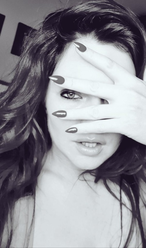 Фото заголовка OnlyFans tiigerlilly84