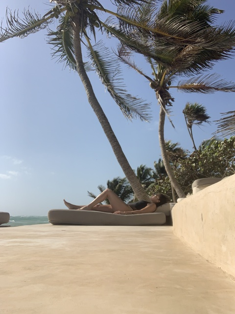 ओन्लीफैंस हैडर चित्र tittsandgiggles