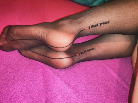 Фото заголовка OnlyFans toohotfeetforyou