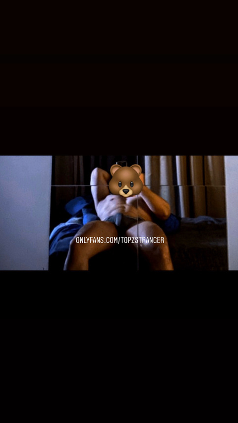 OnlyFans header picture topzstranger