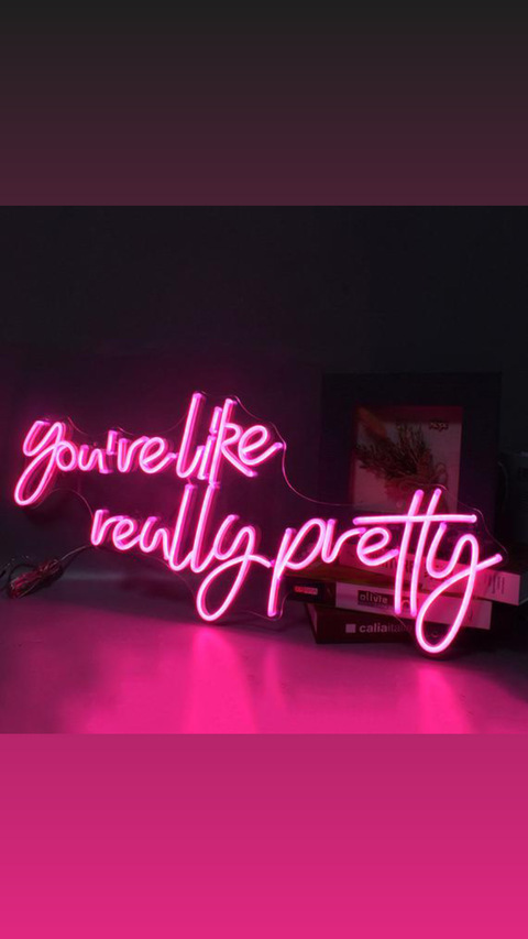 Gambar header OnlyFans tslariyadior