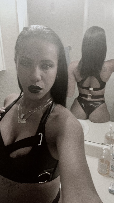 Фото заголовка OnlyFans u93422830