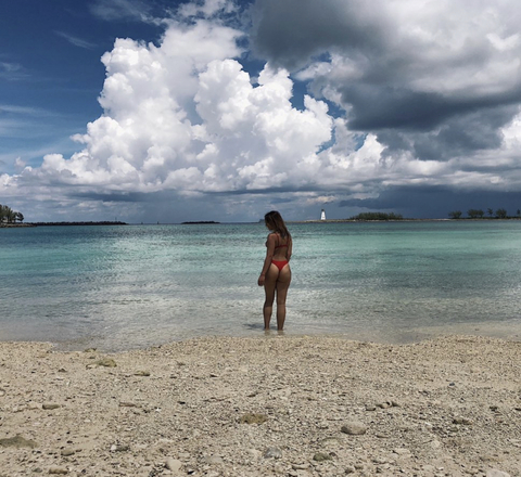 OnlyFans header picture unmatched.aura