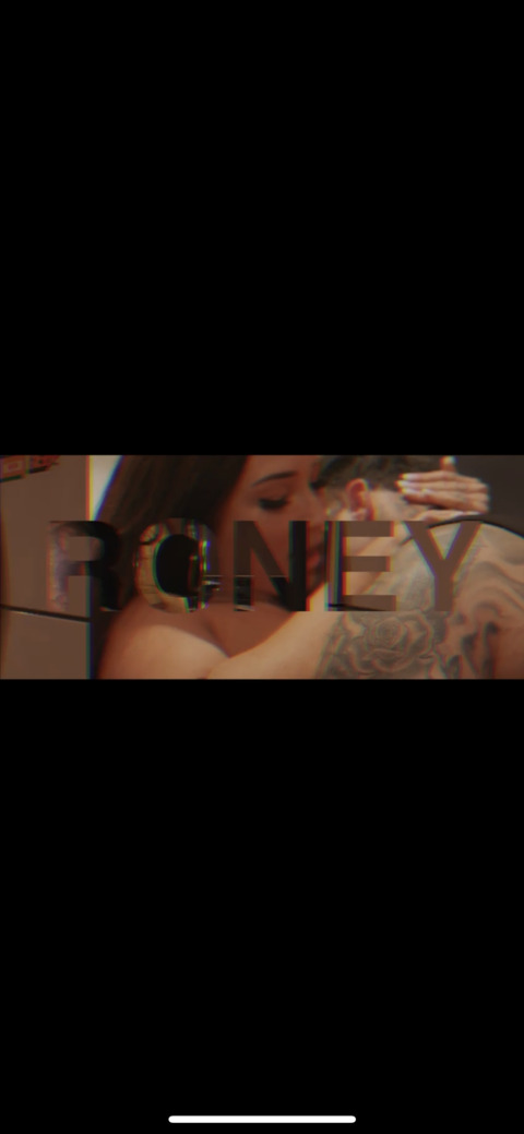 Zdjęcie nagłówka OnlyFans whereisroney