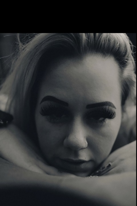 Снимка за заглавие на OnlyFans whitecocoa18