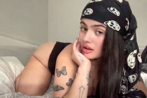 ओन्लीफैंस हैडर चित्र xgabyv