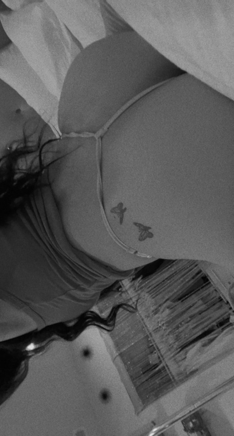 ओन्लीफैंस हैडर चित्र xjess.siexbb