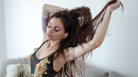 ओन्लीफैंस हैडर चित्र xturmalina