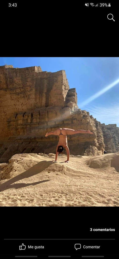 ओन्लीफैंस हैडर चित्र yinyang_z