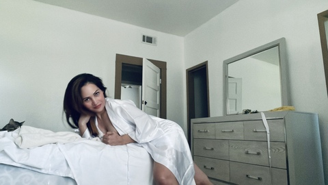 OnlyFans header picture zokitchen